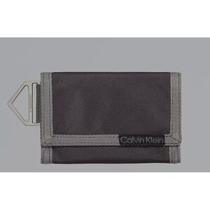 Calvin Klein Men's Utility Snap With Metal Buckle Wallet Gray‎